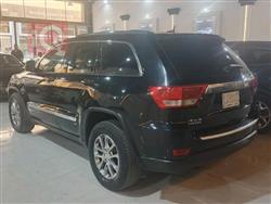 جیپ گراند شیرۆکی